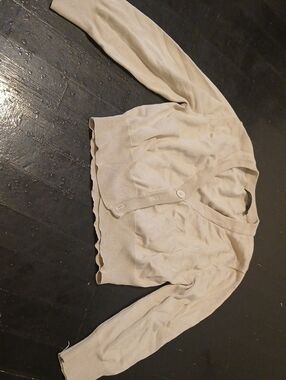2 Cute Cream Scallop-Hem Button Cardigan